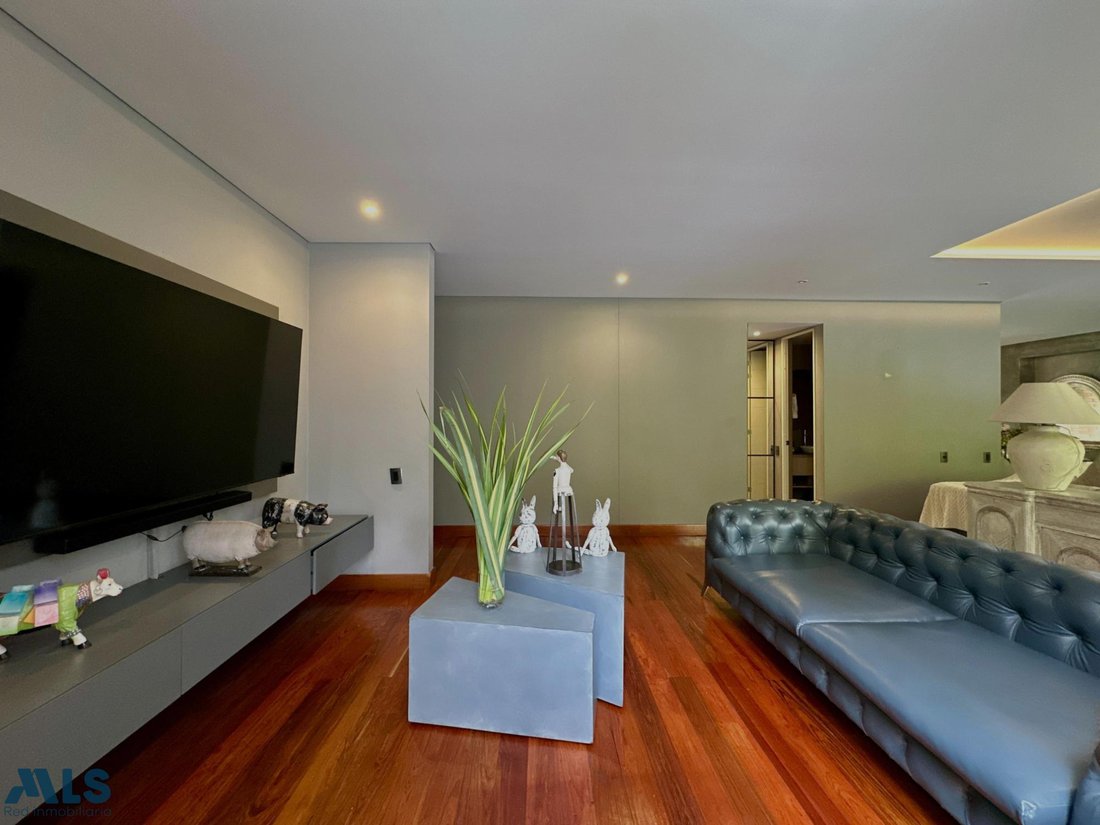 Apartment in Medellín, Antioquia, Colombia 5 - 18991264