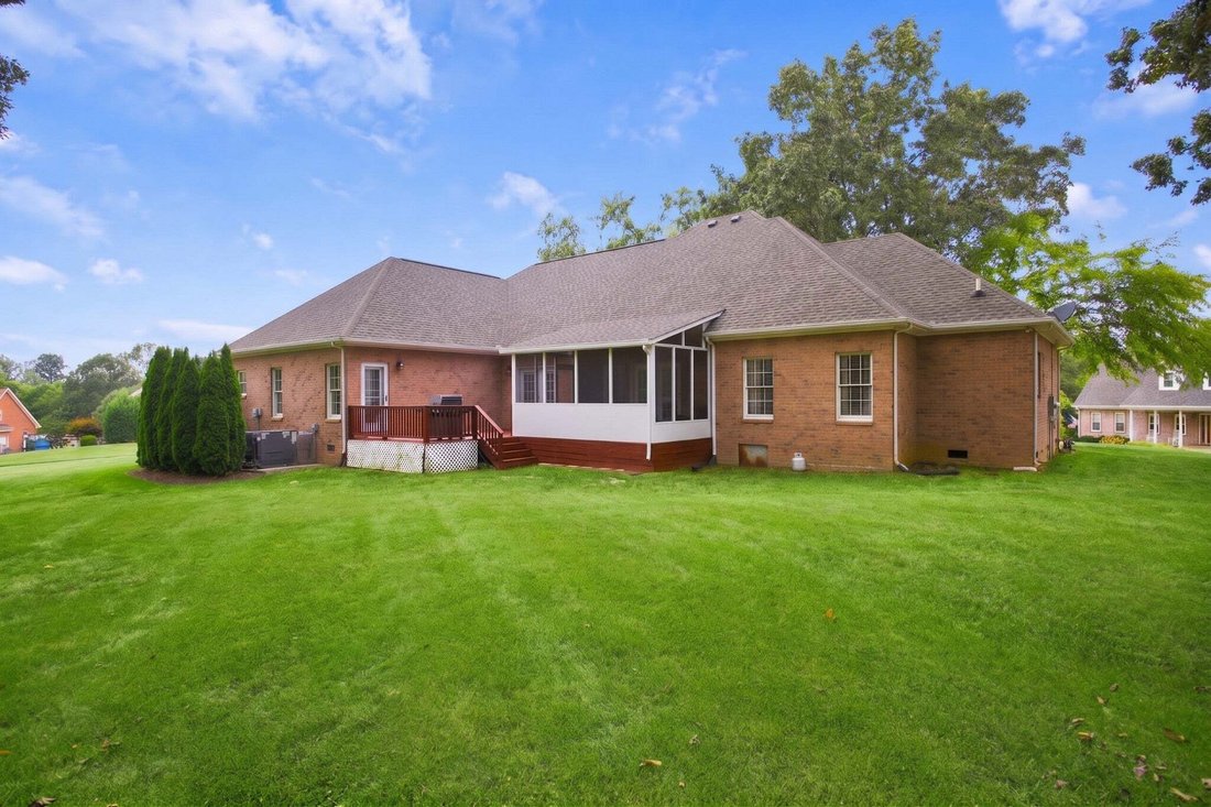 House in Bon Aqua, Tennessee, United States 5 - 18990797