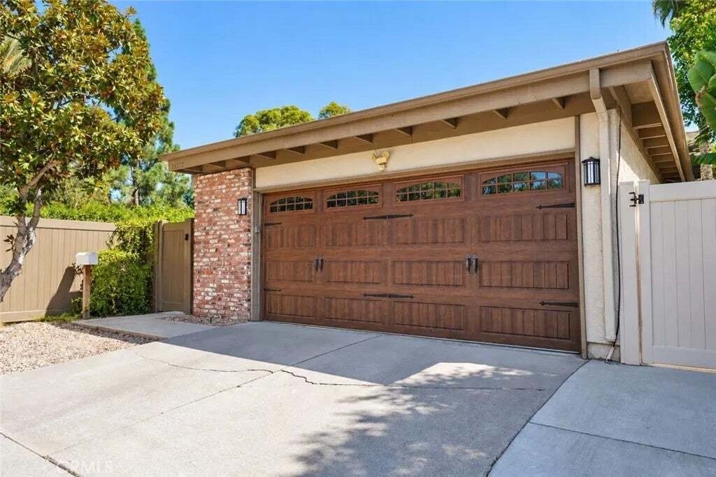 House in Laguna Hills, California, United States 3 - 18990898