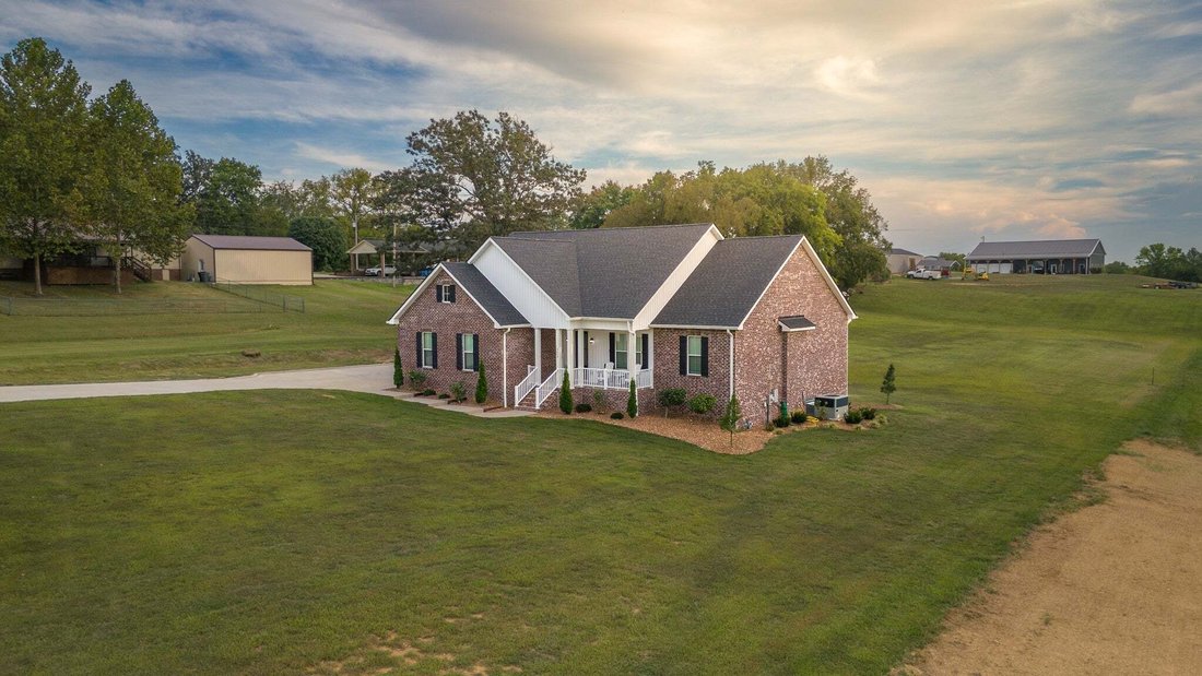 House in Springfield, Tennessee, United States 3 - 18990794