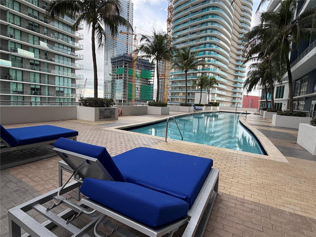 Condo in Miami, Florida, United States 2 - 18991084