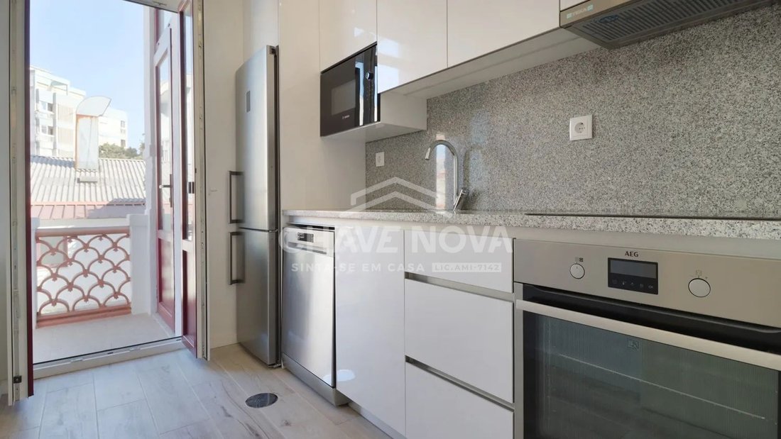 Townhouse in Paranhos, Porto District, Portugal 5 - 18990960