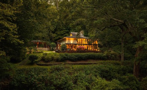 House in Mountain Brook, Alabama, United States 1