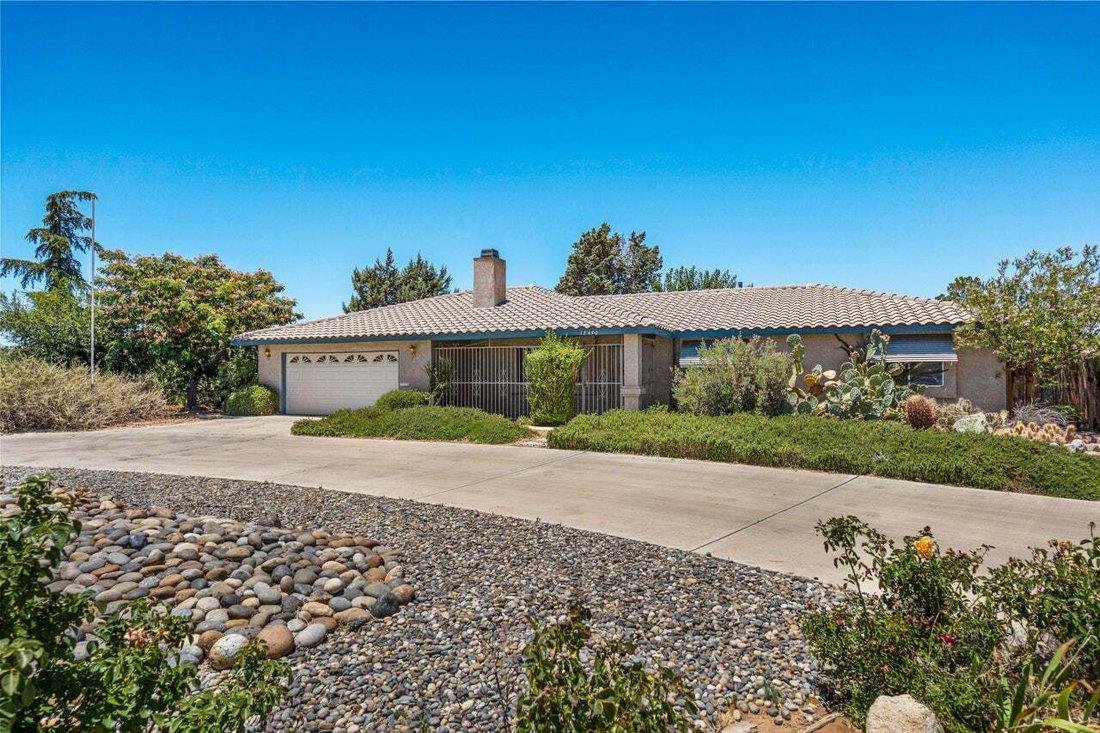 House in Apple Valley, California, United States 3 - 18991194