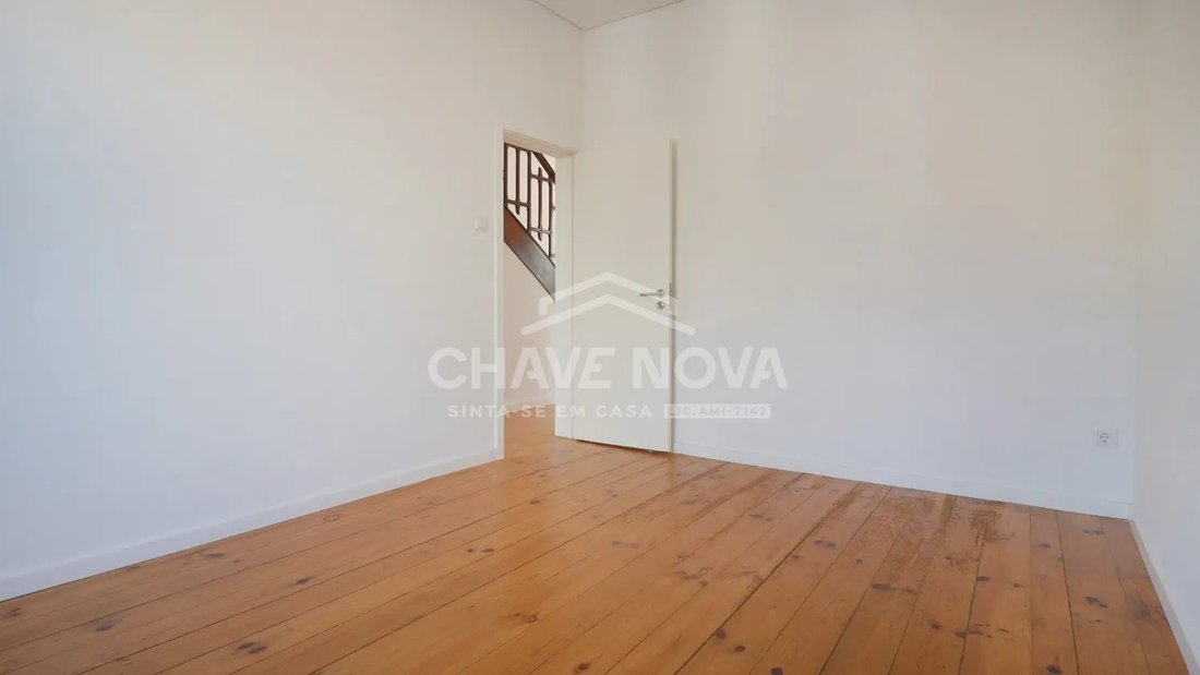 Townhouse in Paranhos, Porto District, Portugal 3 - 18990960