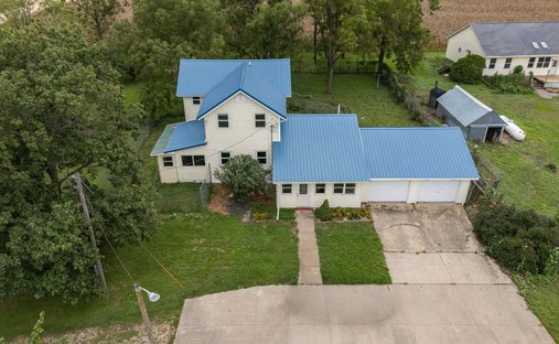 House in Calamus, Iowa, United States 1