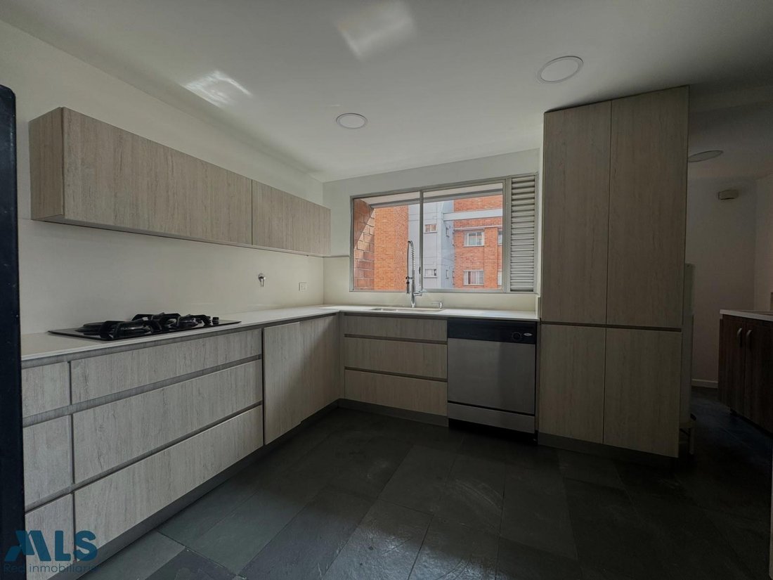 Apartment in Medellín, Antioquia, Colombia 4 - 18991254