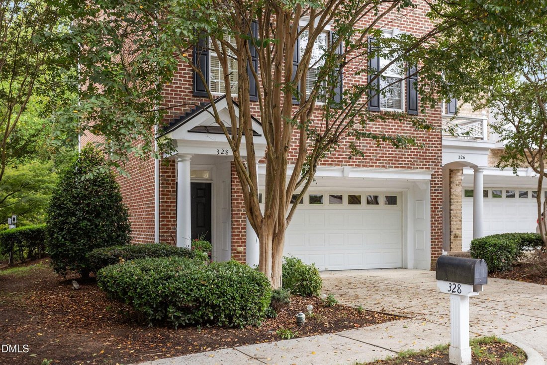 Townhouse in Cary, North Carolina, United States 3 - 18991137