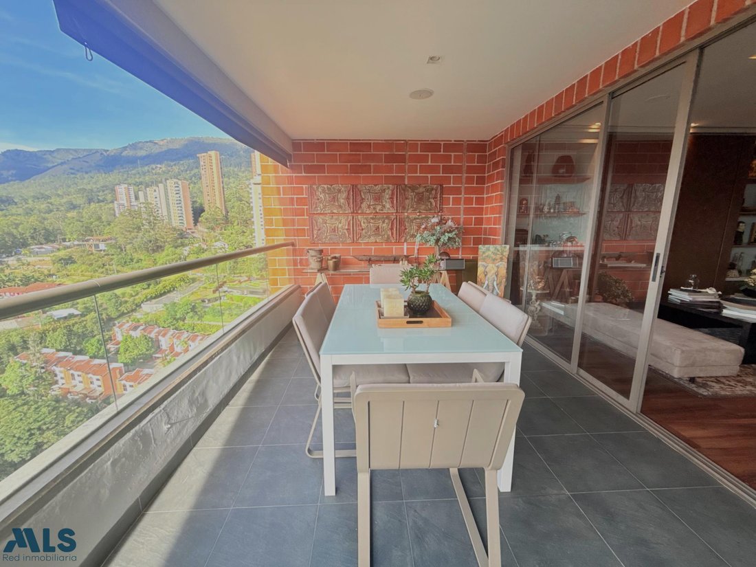 Apartment in Medellín, Antioquia, Colombia 3 - 18991249
