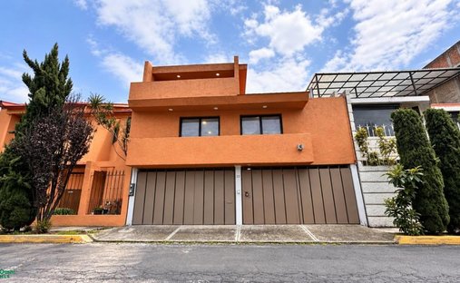 House in Santa Catarina Yecahuitzotl, Mexico City, Mexico 1