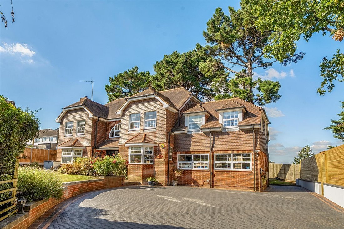 House in Old Turnpike, Fareham, England 1 - 18991058