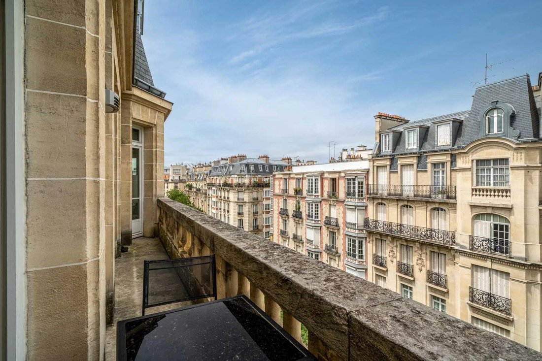 Apartment in Auteuil Nord, Paris 16e Arrondissement, Paris 2 - 18991644