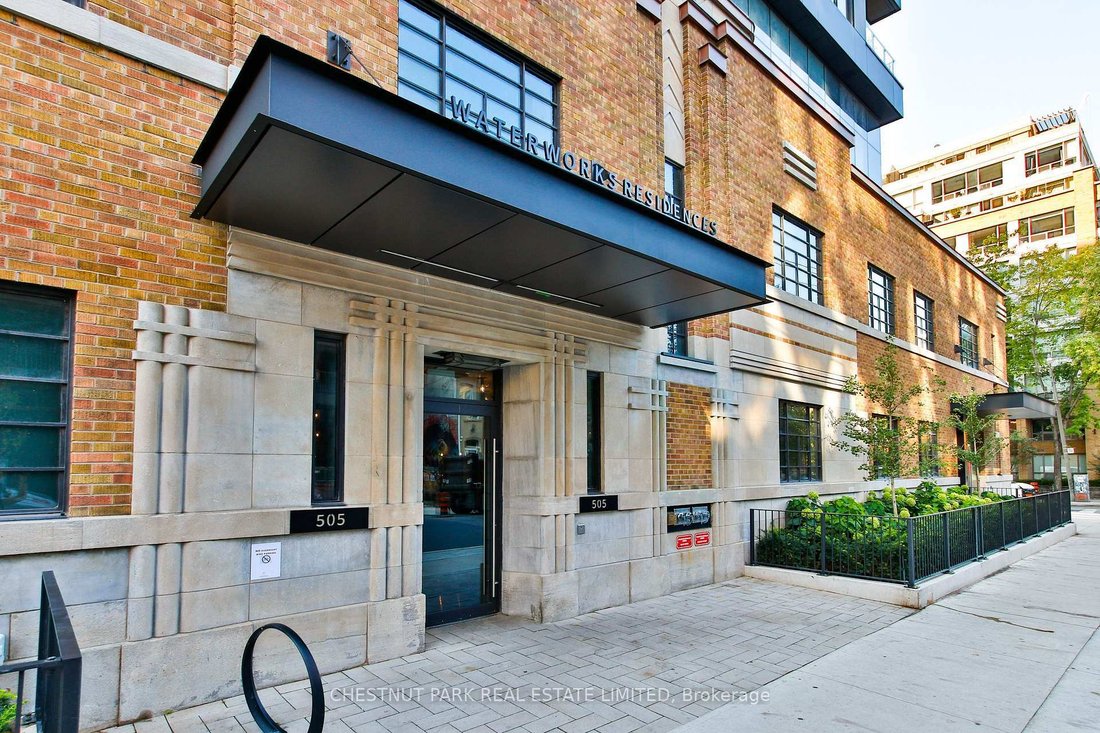 Apartment in Toronto, Ontario, Canada 2 - 18991876