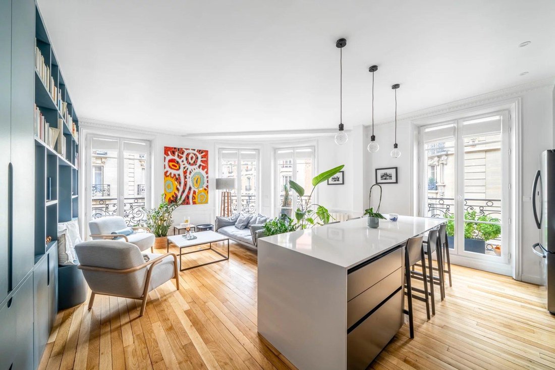 Apartment in Cambronne-Garibaldi, Paris 15e Arrondissement, Paris 3 - 18991649