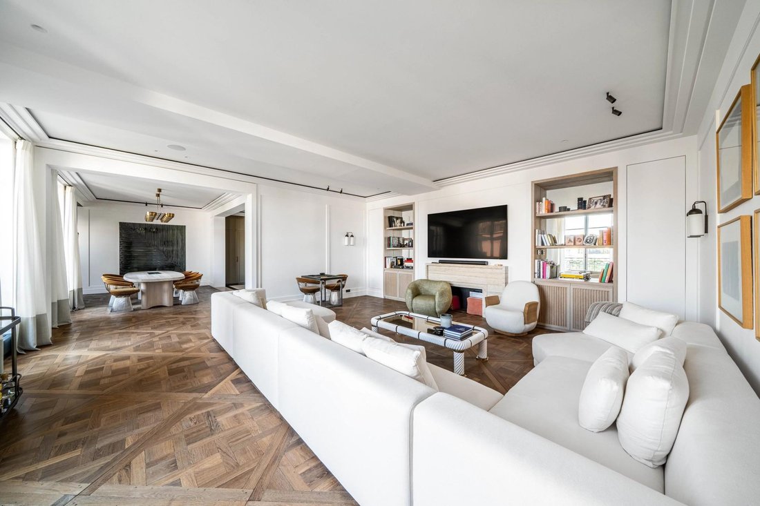 Apartment in Saint James-Général Koenig, Neuilly-sur-Seine, France 4 - 18991637