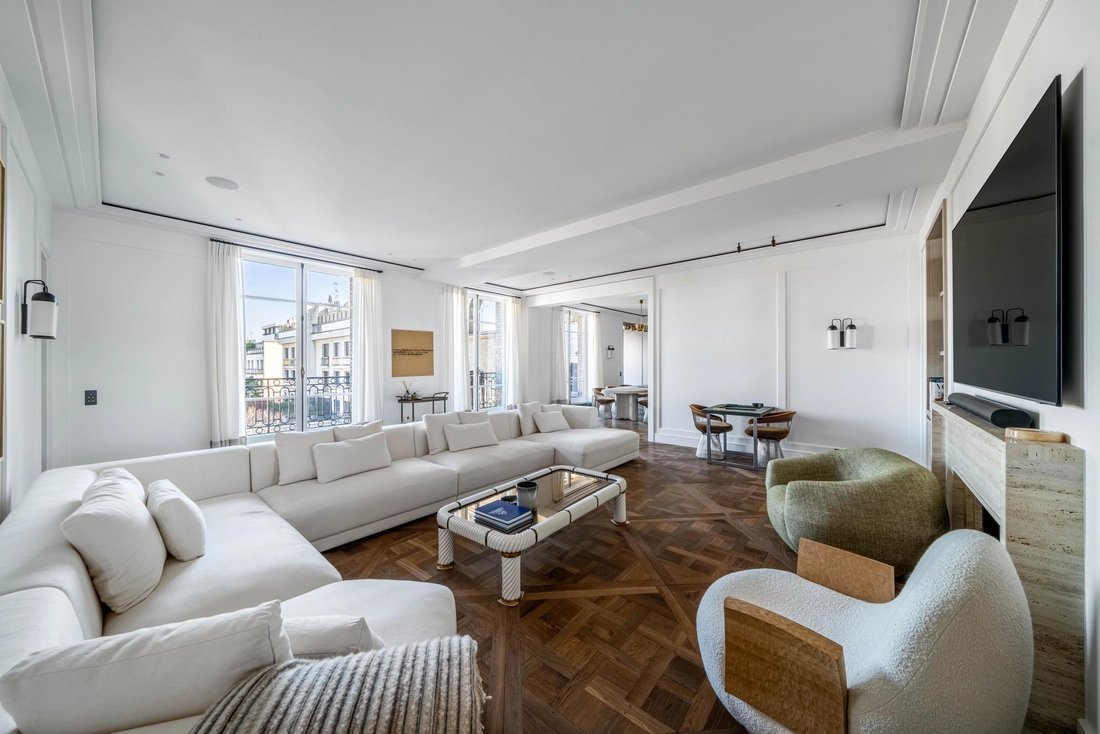 Apartment in Saint James-Général Koenig, Neuilly-sur-Seine, France 1 - 18991637