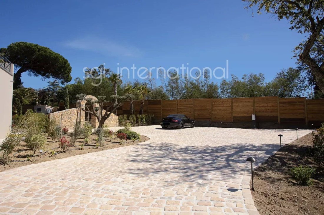 House in Le Plan, Cannes, France 5 - 16272472