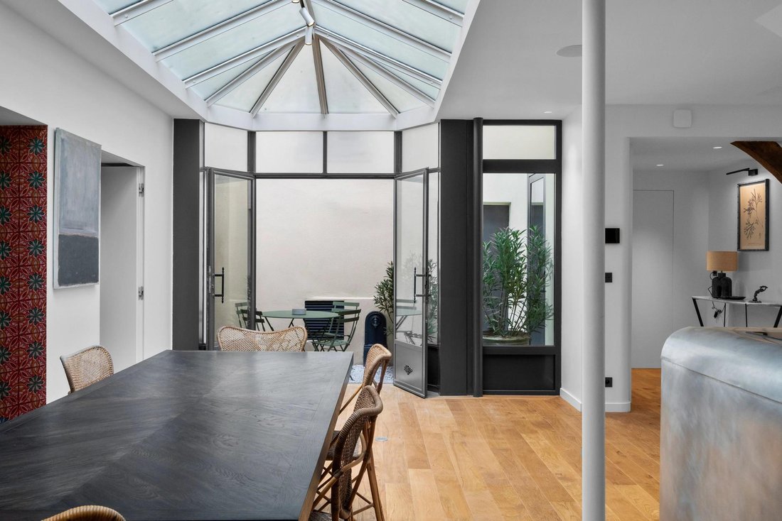 Apartment in Odéon, Paris 6e Arrondissement, Paris 3 - 18991646