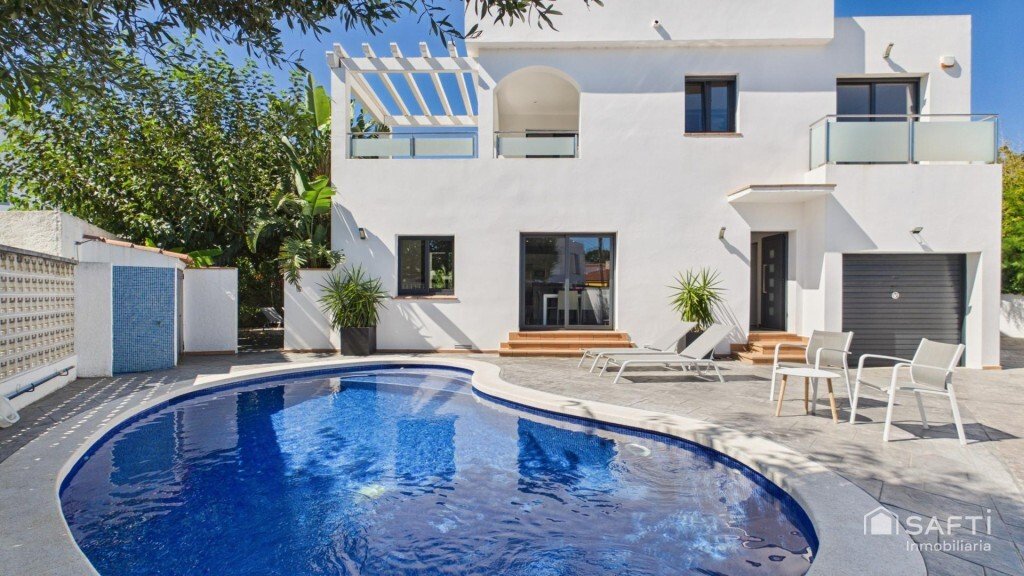 House in Empuriabrava, Catalonia, Spain 2 - 18991540