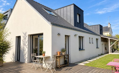 House in Poulfranc et Marais, Sene, France 1