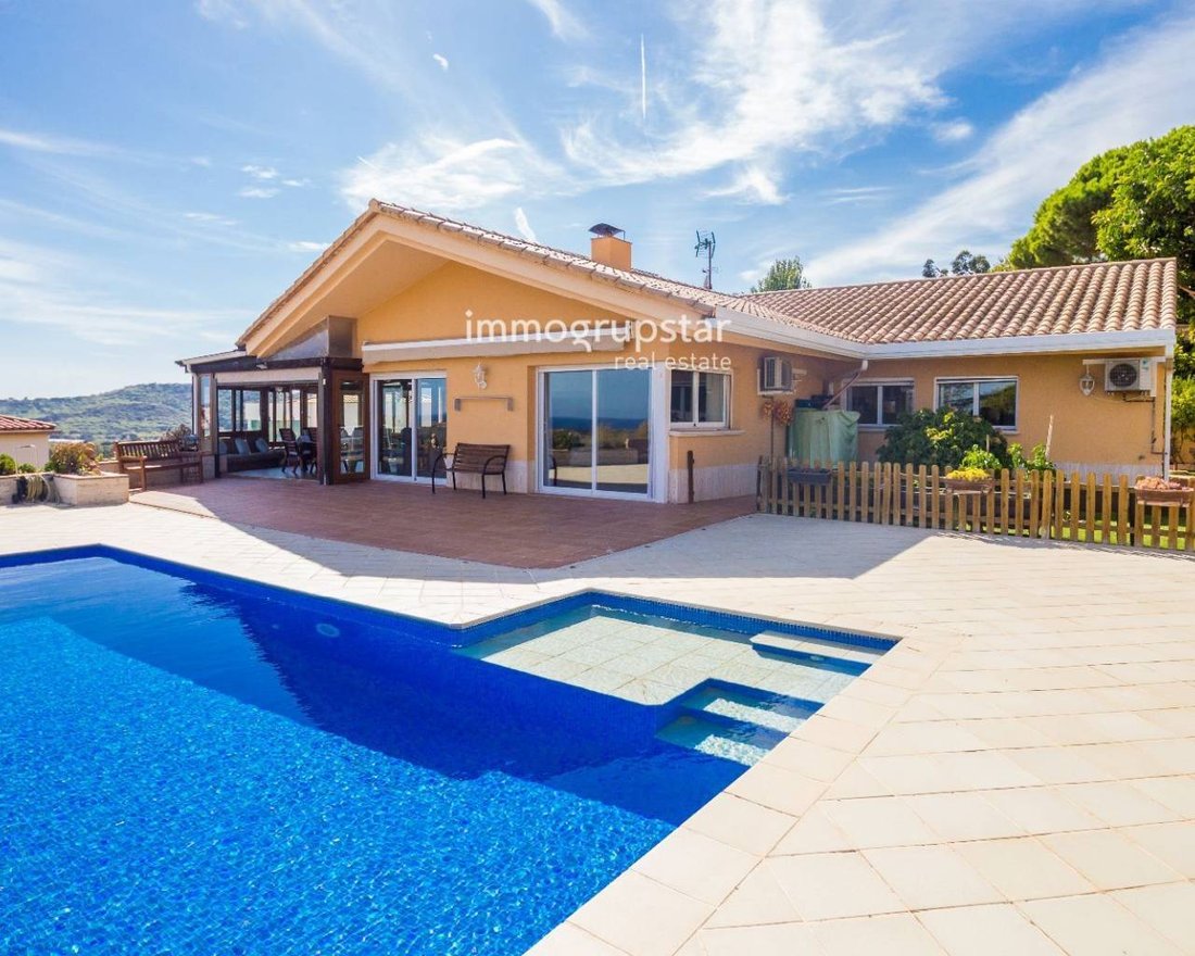 Chalet in Platja d'Aro, Catalonia, Spain 1 - 18991327
