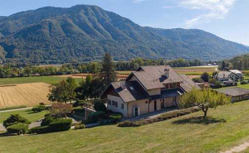 Estate in Dampierre, Bourgogne – Franche-Comté, France 1