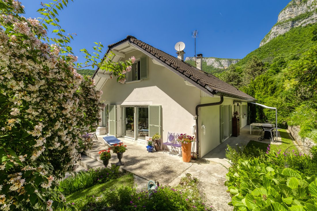 House in Saint-Jean-d'Arvey, Auvergne-Rhône-Alpes, France 3 - 18316153