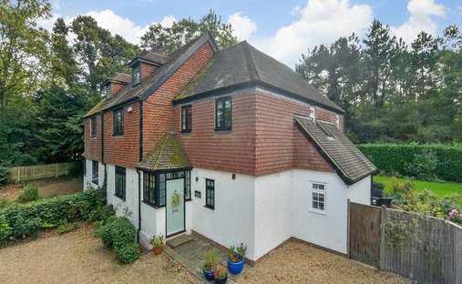 House in Brenchley, England 1