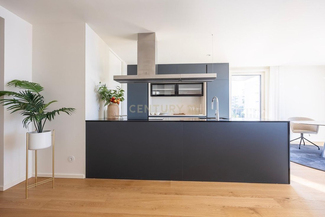 Apartment in Faro (Se e Sao Pedro), Algarve, Portugal 4 - 18991467