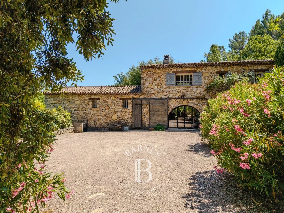 Domaine à Callas, Provence-Alpes-Côte d'Azur, France 4 - 15854688