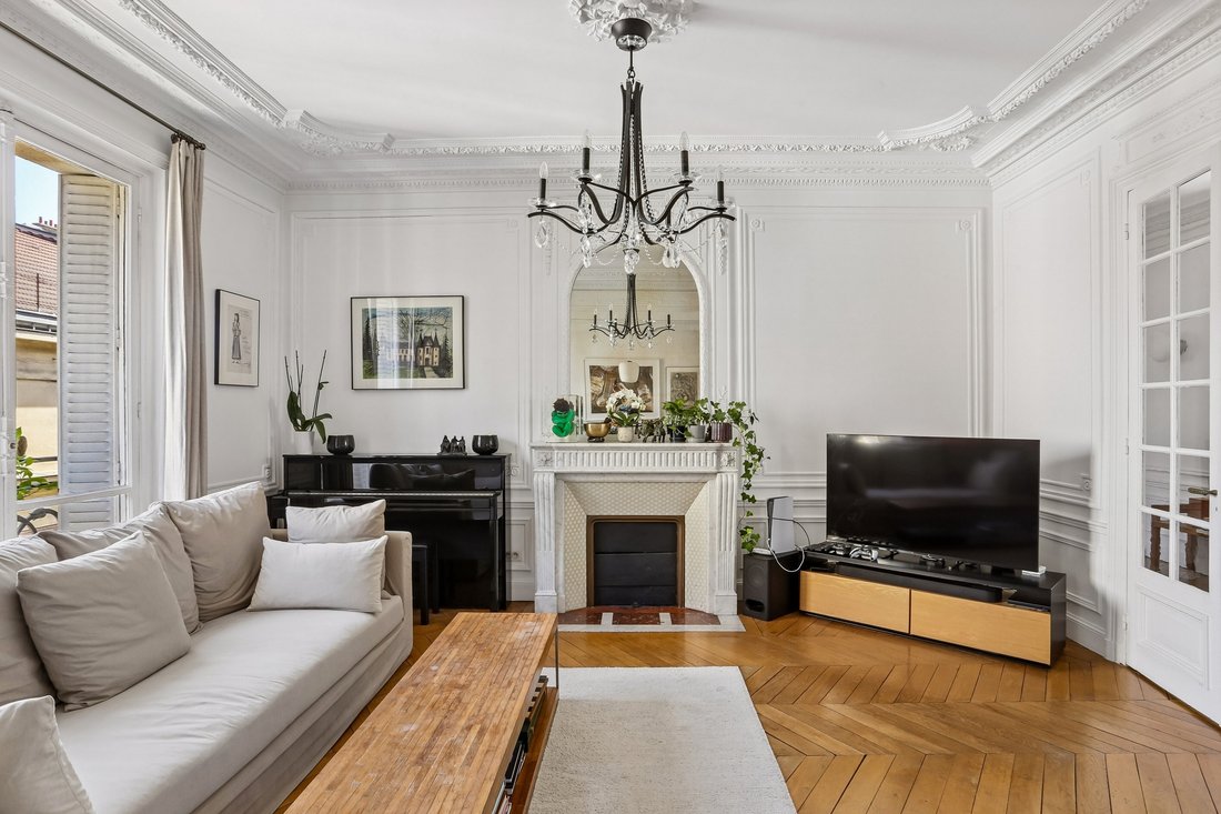 Apartment in La Fourche-Guy Môquet, Paris 17e Arrondissement, Paris 4 - 18991767