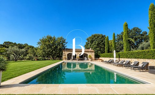 Casa a Uzès, Occitania, Francia 1