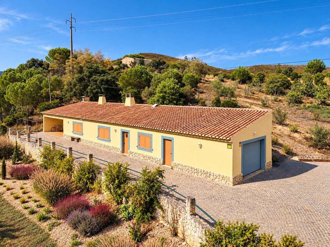 Farm Ranch in Mexilhoeira Grande, Algarve, Portugal 3 - 18434497