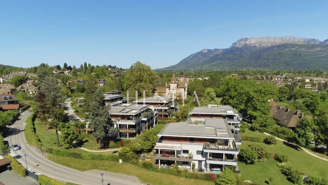 Appartamento a Annecy-le-Vieux, Annecy, Francia 1 - 17939756