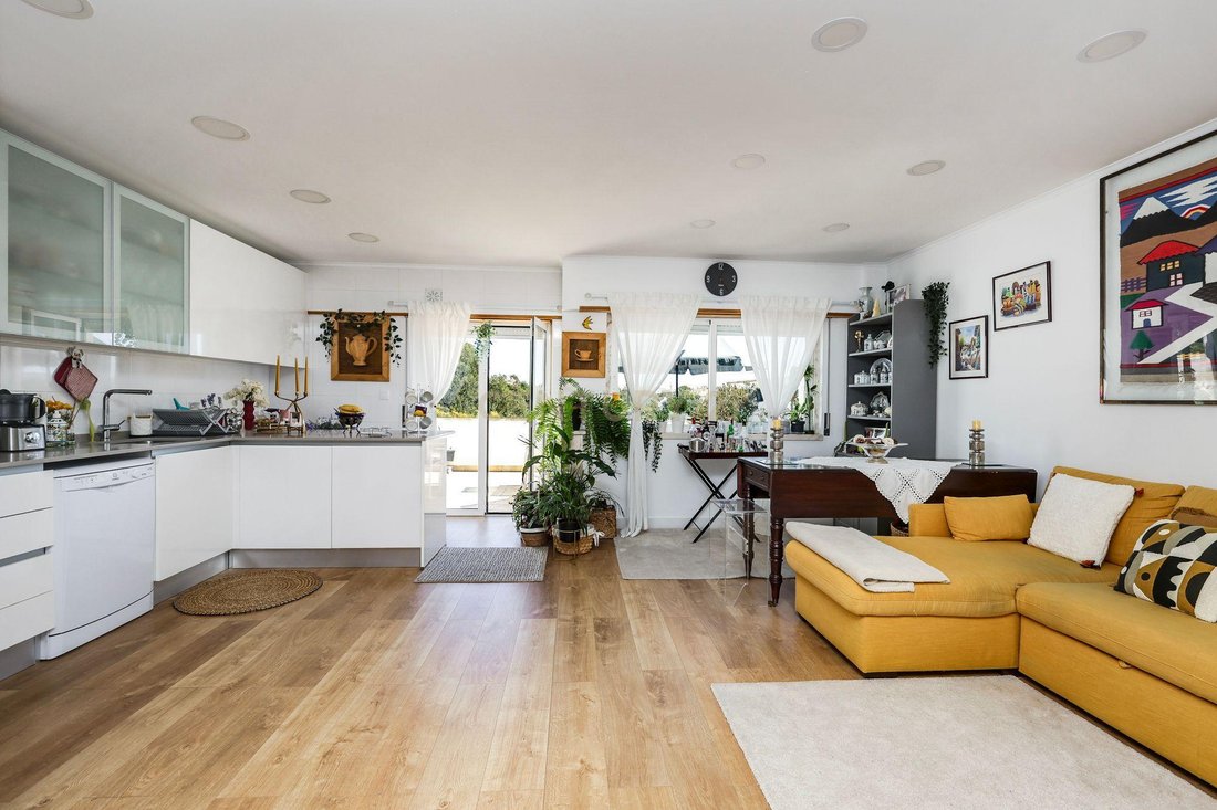 Apartment in Carcavelos e Parede, Lisbon, Portugal 2 - 18991446