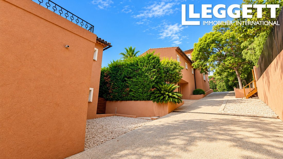 Villa in Les Cougoulins-Rastines, Antibes, France 2 - 18991515
