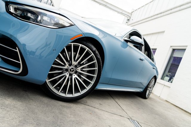 Sedan in Bellevue, WA, United States 4 - 18801394