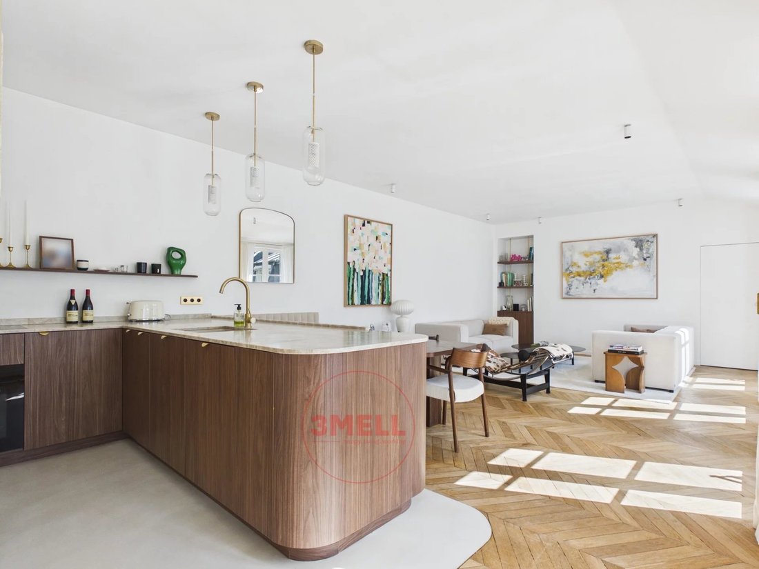 Apartment in Hoche-Friedland, Paris 8e Arrondissement, Paris 2 - 18991602