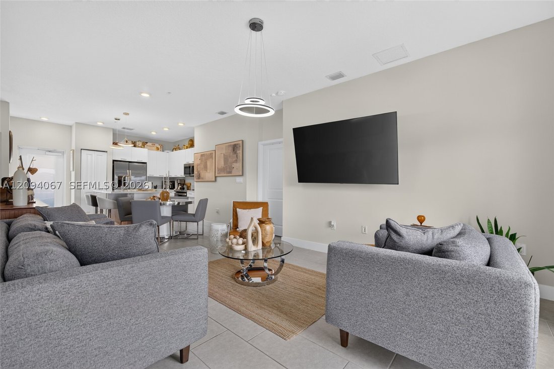Condo in Miami Springs, Florida, United States 4 - 18991853