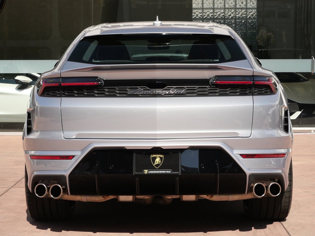 Suv in Beverly Hills, CA, United States 4 - 18991578