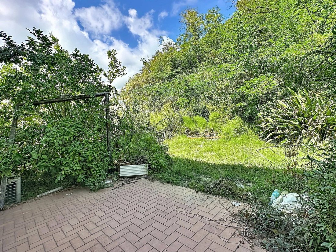Casa en Menton, Provenza-Alpes-Costa Azul, Francia 2 - 16095703