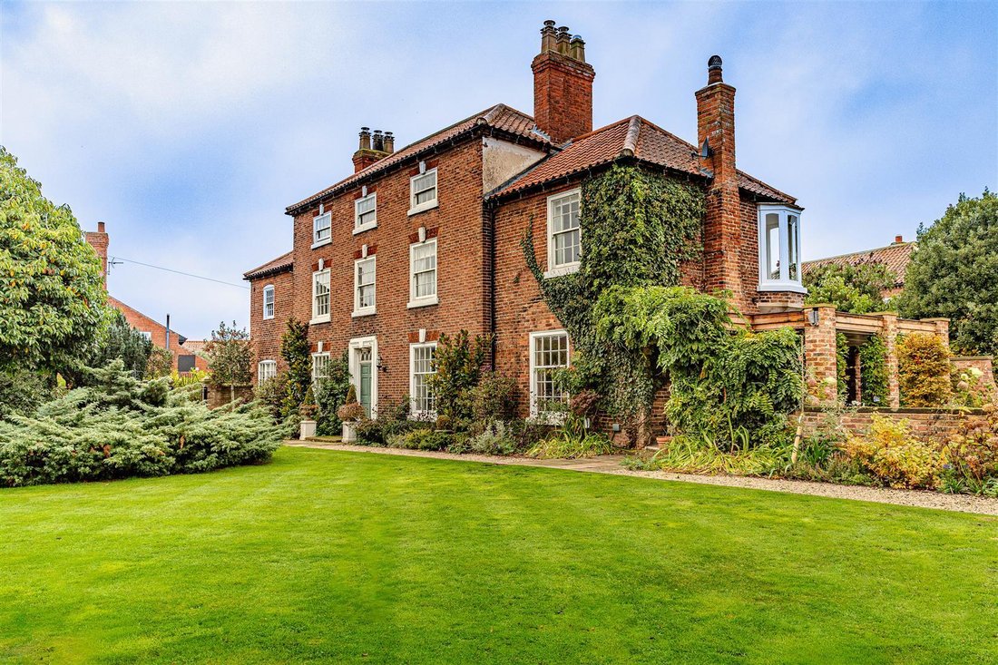House in Mattersey, England 1 - 18991317