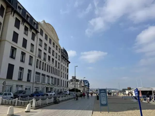 Apartment in Trouville-sur-Mer, Normandy, France 2 - 16334522