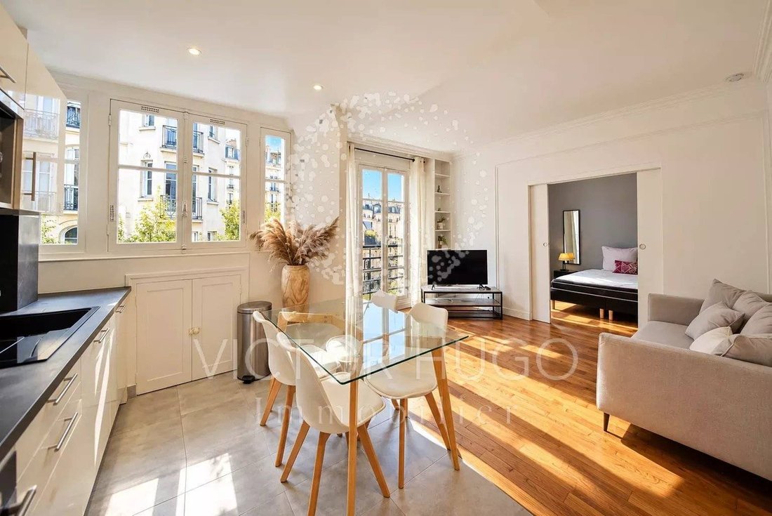 Apartment in Porte Dauphine, Paris 16e Arrondissement, Paris 1 - 18971097