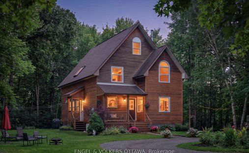 House in Ottawa, Ontario, Canada 1