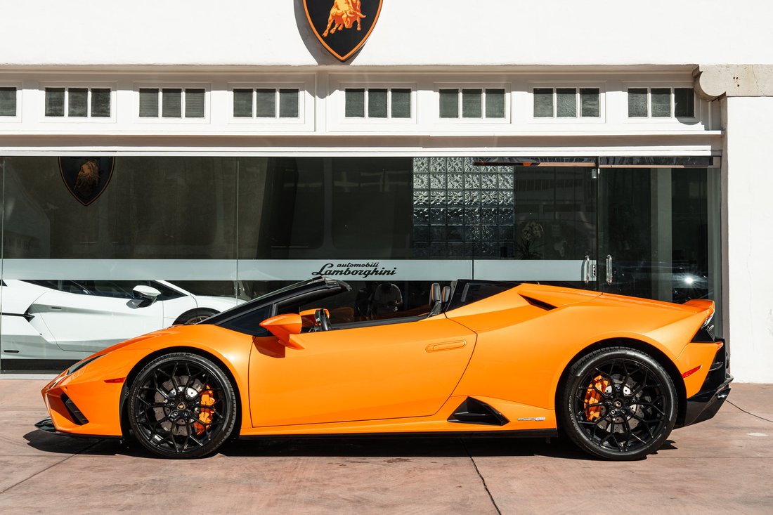Cabriolet in Beverly Hills, CA, United States 2 - 18991584