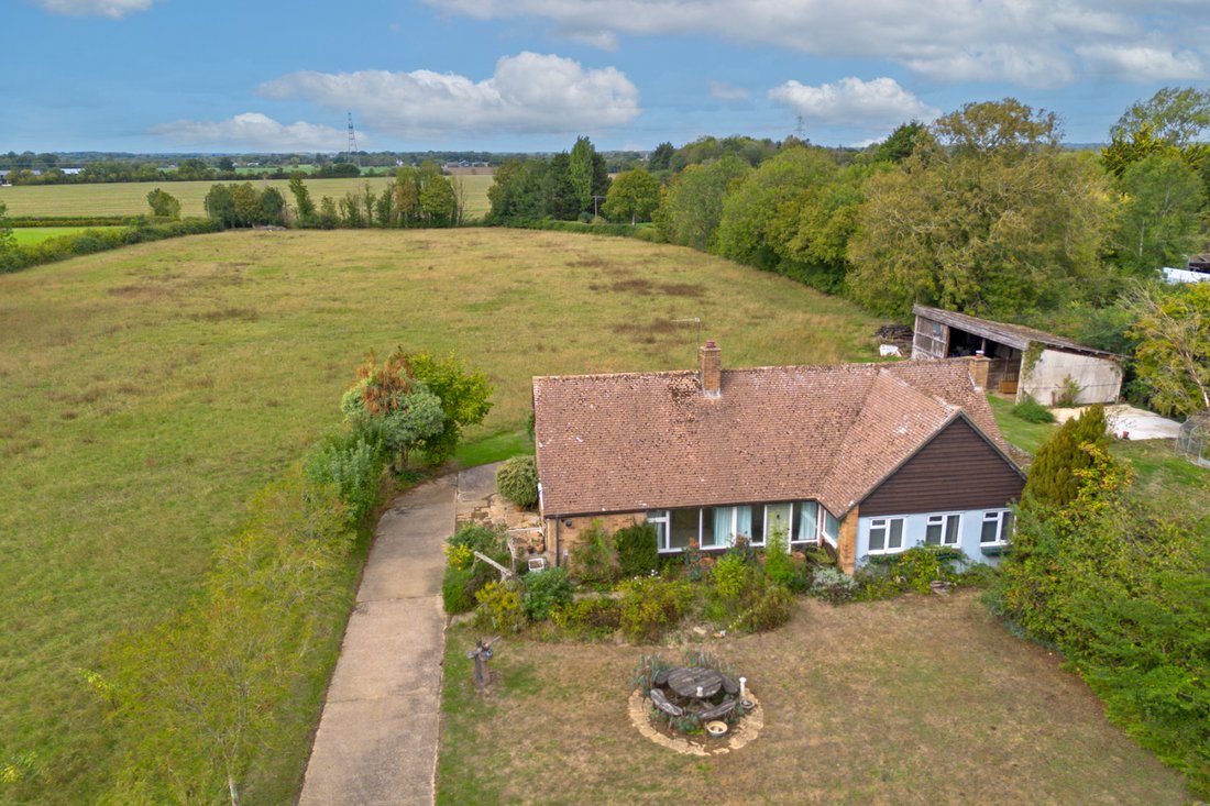 House in Trims Green, Sawbridgeworth, England 1 - 18991320