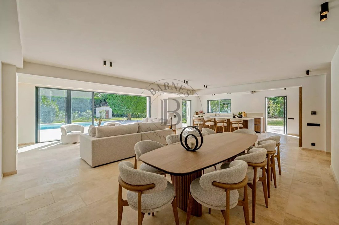 Villa in Mougins, Provence-Alpes-Côte d'Azur, France 4 - 18991577