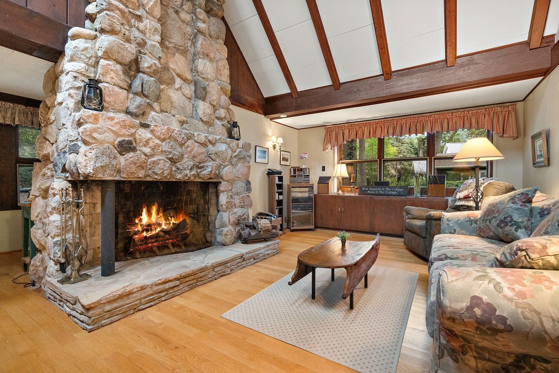House in Beverly Shores, Indiana, United States 5 - 18991659