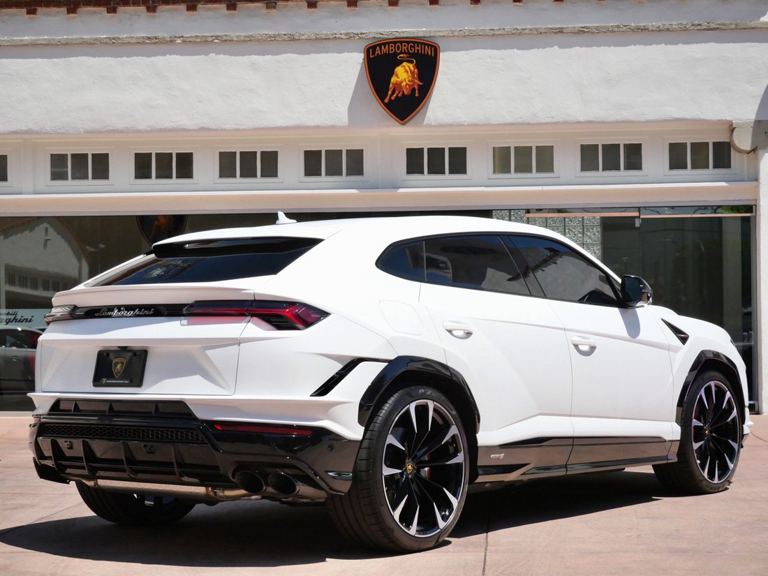 Suv in Beverly Hills, CA, United States 3 - 18991586